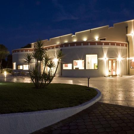 Hotel Resort Dei Normanni San Vito dei Normanni Exterior foto