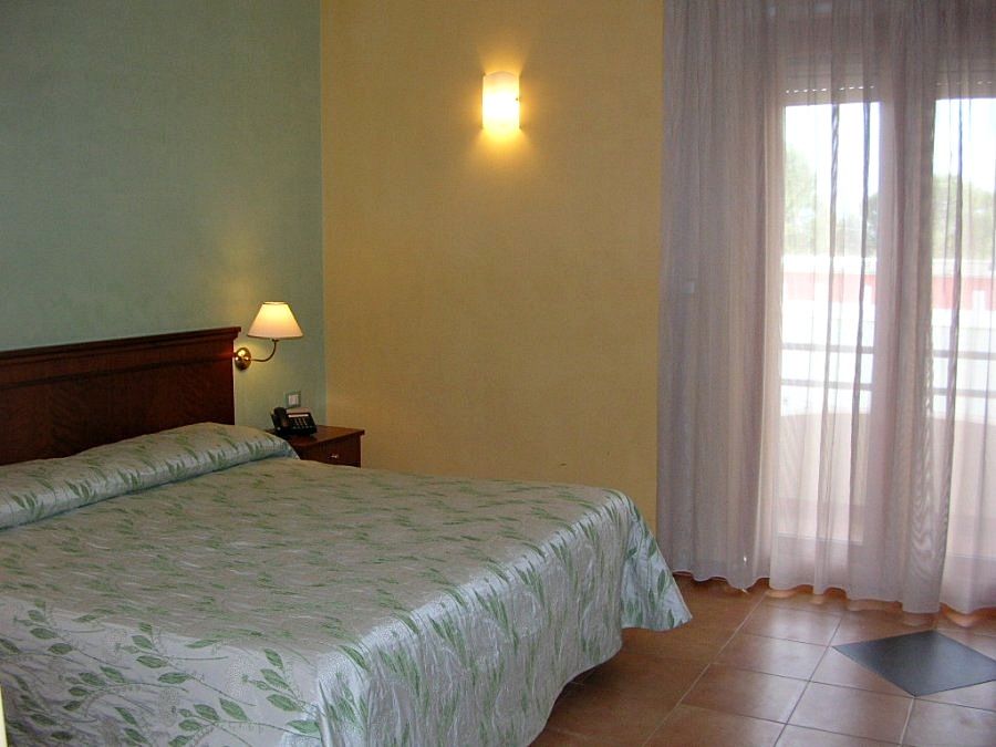 Hotel Resort Dei Normanni San Vito dei Normanni Exterior foto